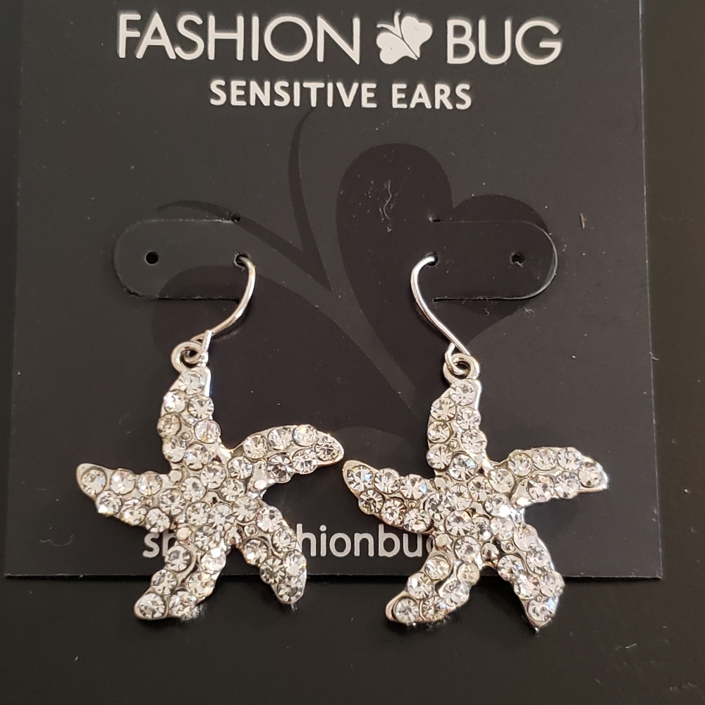 🔥3/$20 Starfish Pierced Earring Fashion Bug